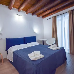 https://ruggero-suite.sicilyhotelsitaly.net