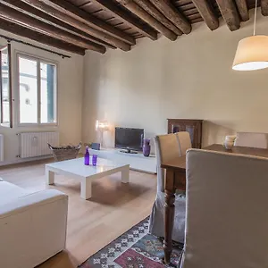 Casa Tadi Centro Appartamento